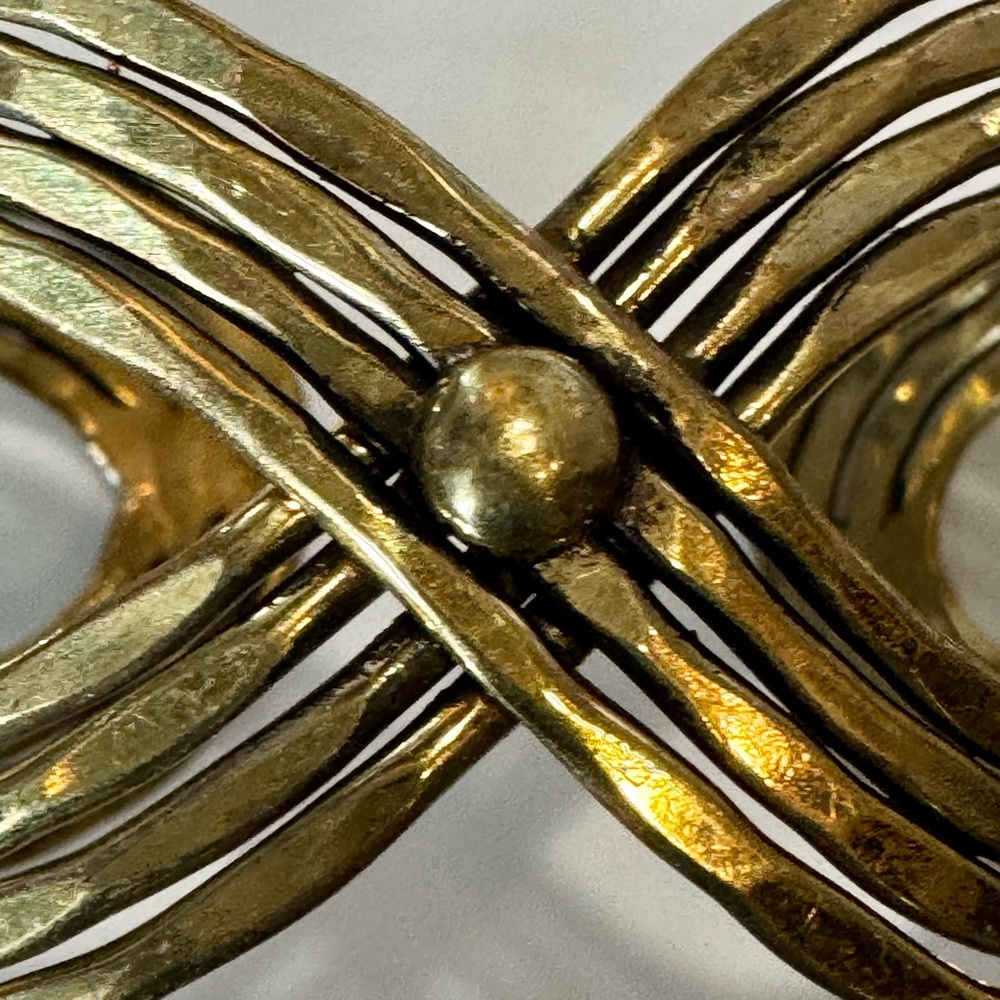 Elegant Vintage Gold brass cuff Bracelet hammered textured statement wide cuff - Picture 5 of 6